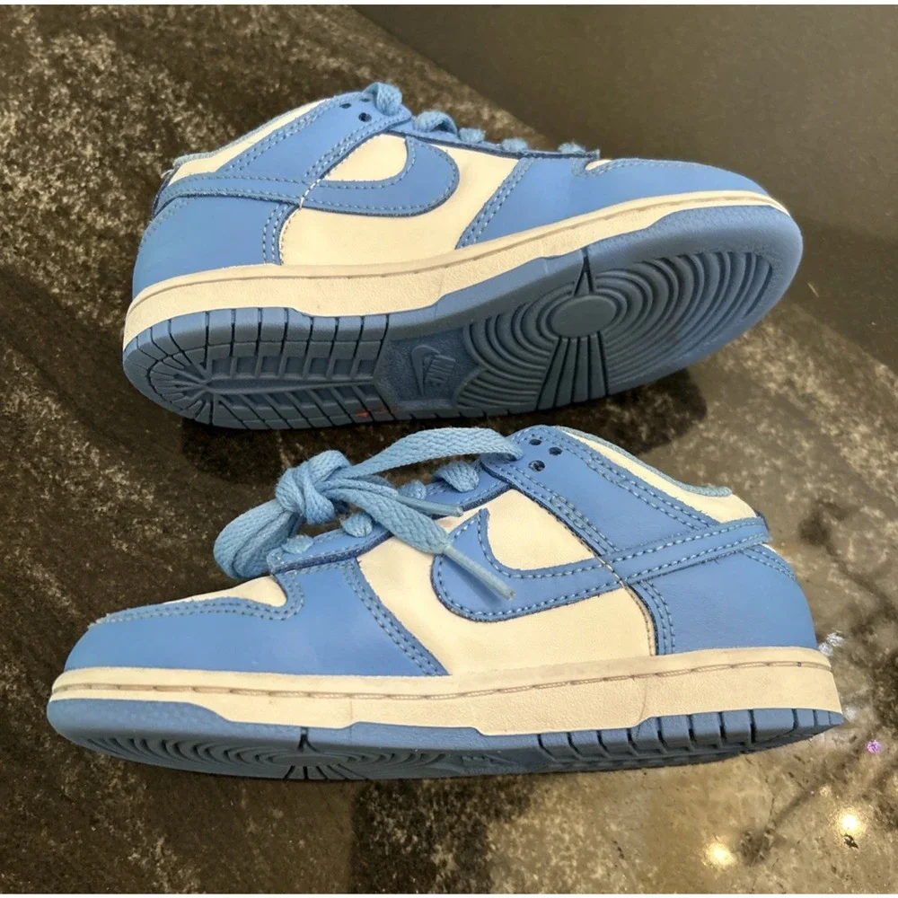 Nike product pair